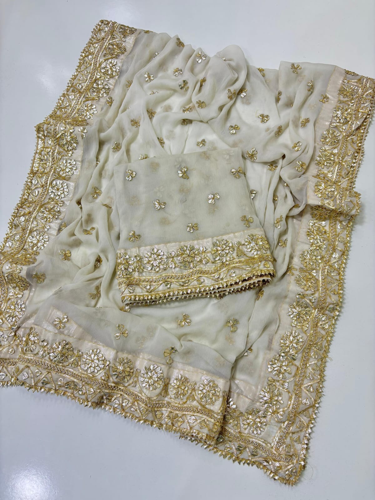 E I D C O L L E C T I O N